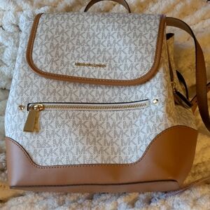 New Without Tags Michael Kors Beige and Brown Women's Backpack